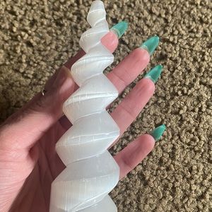 Celinite unicorn shaped wand